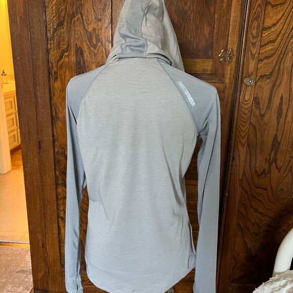 Under Armour Fitted Hoodie Long Sleeve Shirt | Size Medium - Picture 3 of 10